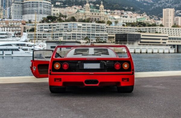 Ferrari F40 – Catalizzata  87 > 92