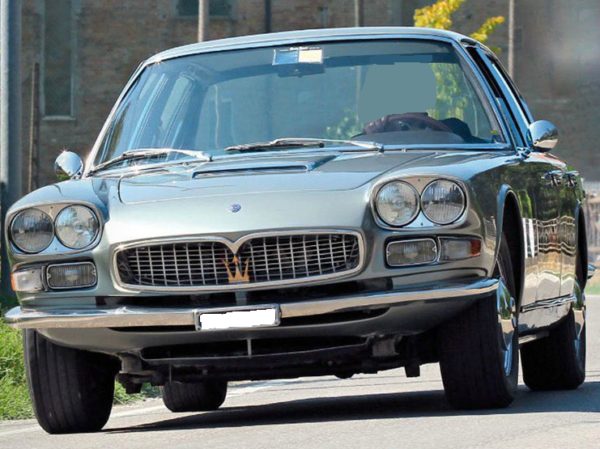 Maserati Quattroporte 2° serie (107/A) “Ponte rigido” (1966-1970)